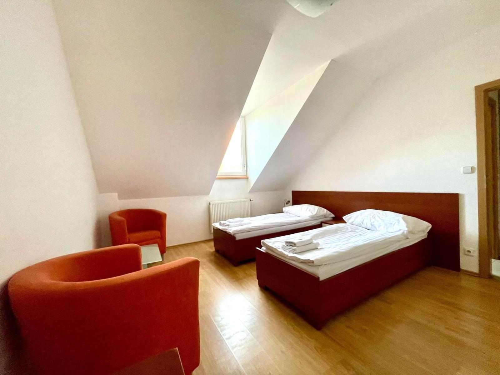 Blatensky Dvur 3*